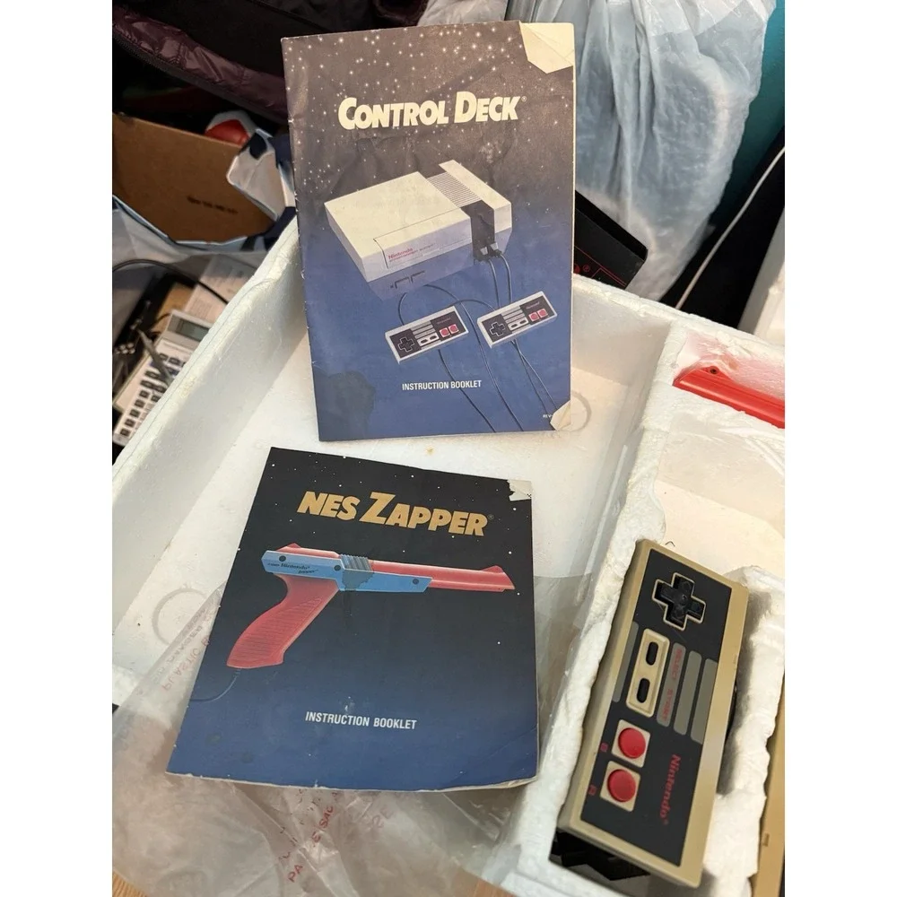 1988 Nintendo Entertainment System Action Set NES Complete In Box (read Descrip